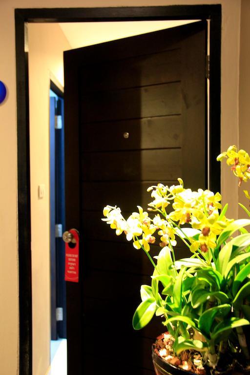 Shooters Guesthouse Pattaya Luaran gambar