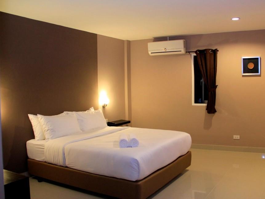 Shooters Guesthouse Pattaya Luaran gambar