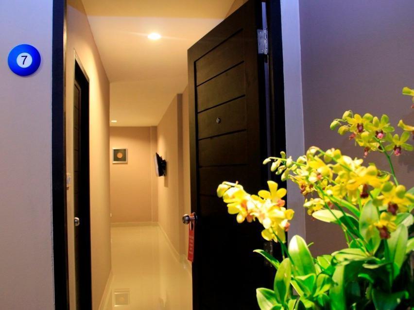Shooters Guesthouse Pattaya Luaran gambar
